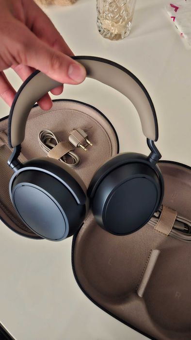 Слушалки Sennheiser Momentum 4
