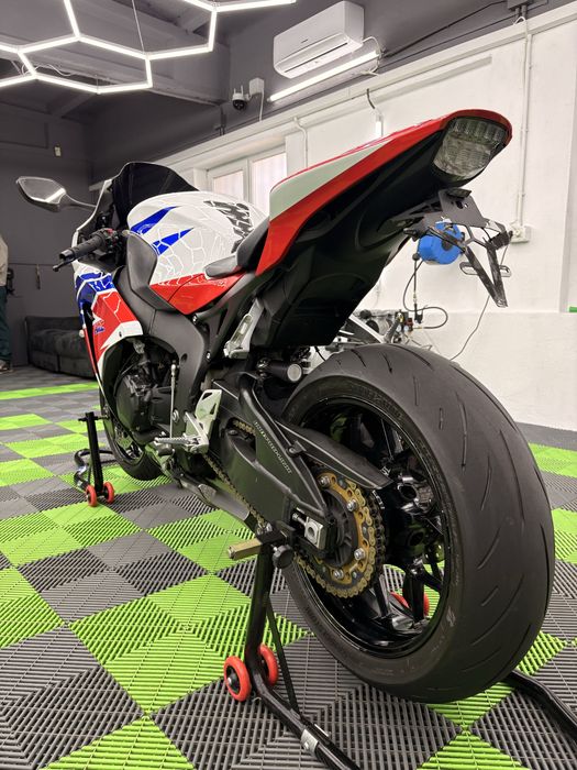 Honda cbr 1000rr SC59