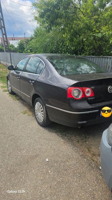 VOLKSWAGEN Passat 0