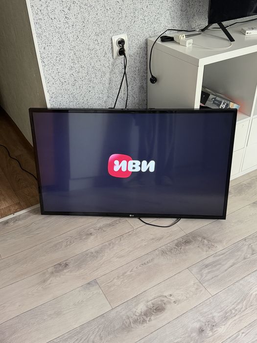 Продам телевизор LG