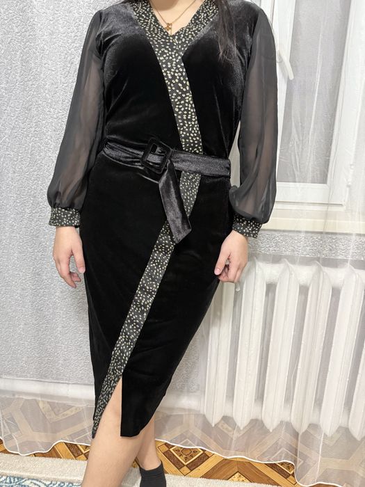 Платье 6000 тг.