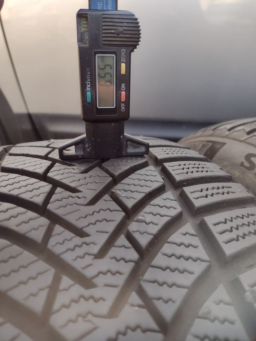 Перфектни 4бр.235/35/19 Semperit dot4418