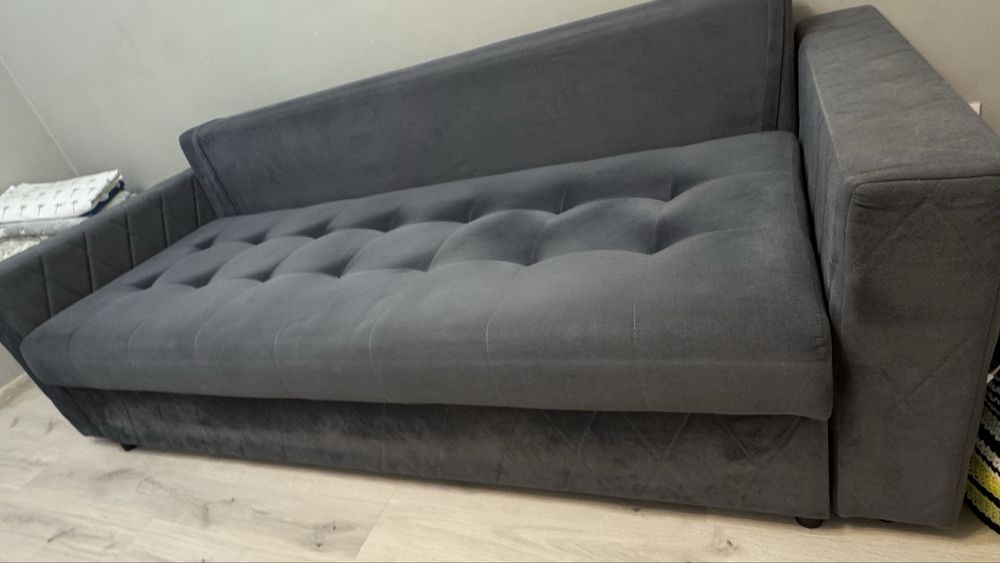 Диван раздвижной 2,8 м