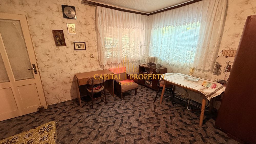 Къща в Добрич, област-с.Дуранкулак площ 143м2