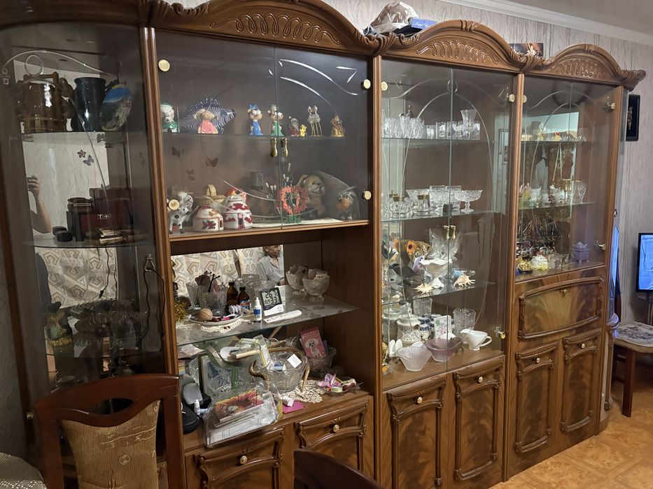 Сервант в гостинную