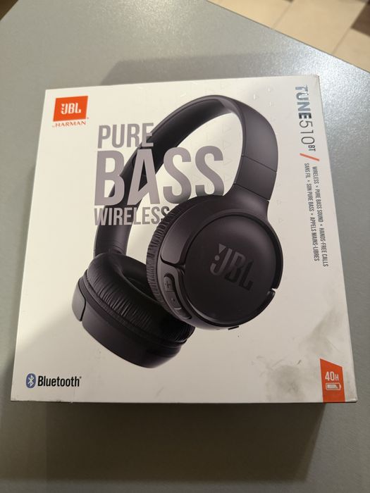 JBL безжични слушалки