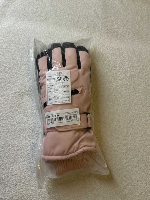 СКИ Ръкавици-Водоустoйчиви и Топлозадържащи