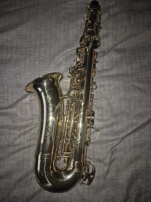 Saxofon Alto Alysée – stare bună – ideal începători – cu husă