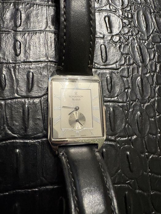 Часы Romanson кварцевые