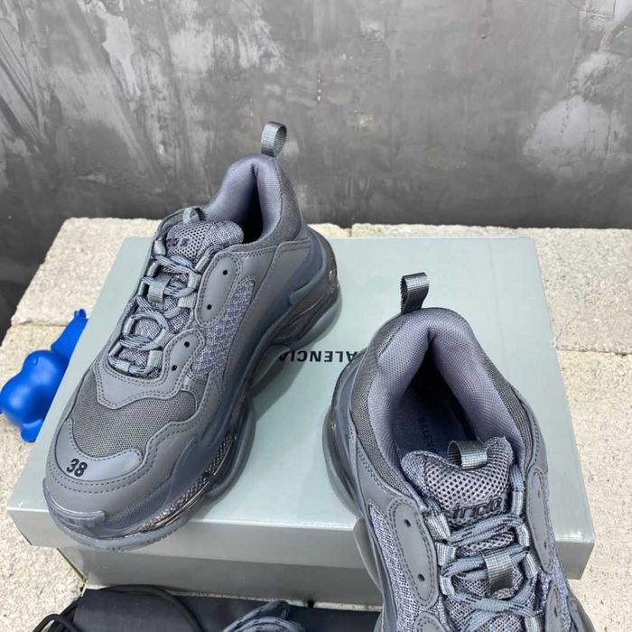 Balenciaga Triple S