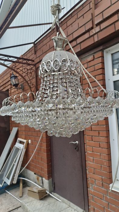 Люстра хрустальная