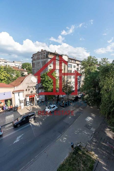 Продава се Тристаен апартамент в София, Център - 74 кв.м за 2973 €/кв.м - Снимка #17