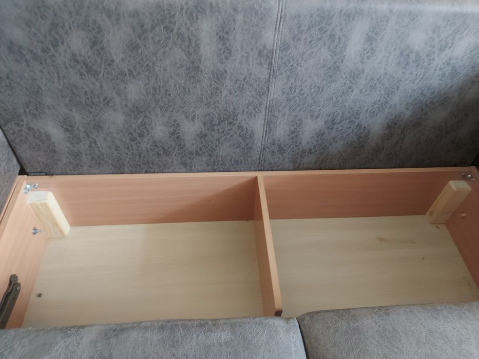 Продам диван почти новый