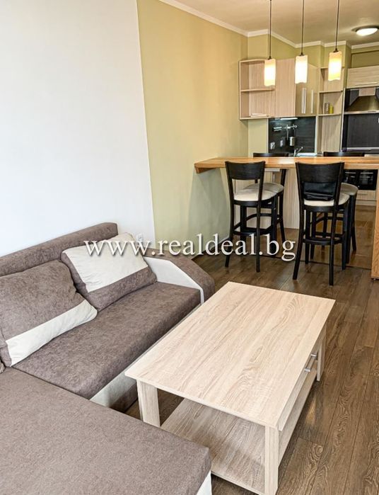 Дава се под наем Двустаен апартамент в София, Център - 65 кв.м за 450 € - Снимка #3