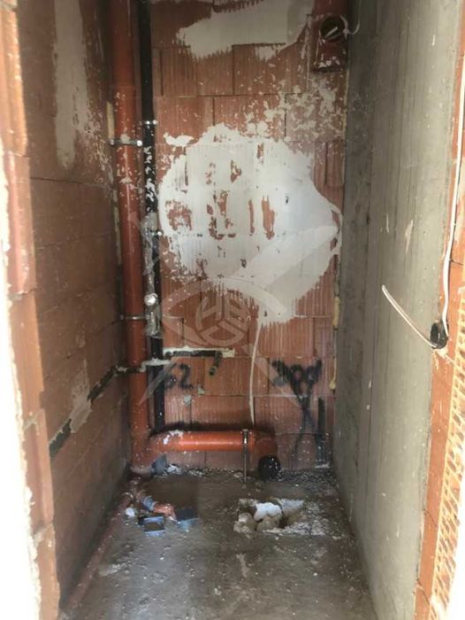 Продава се Тристаен апартамент в Пловдив, Южен - 106 кв.м за 878 €/кв.м - Снимка #1