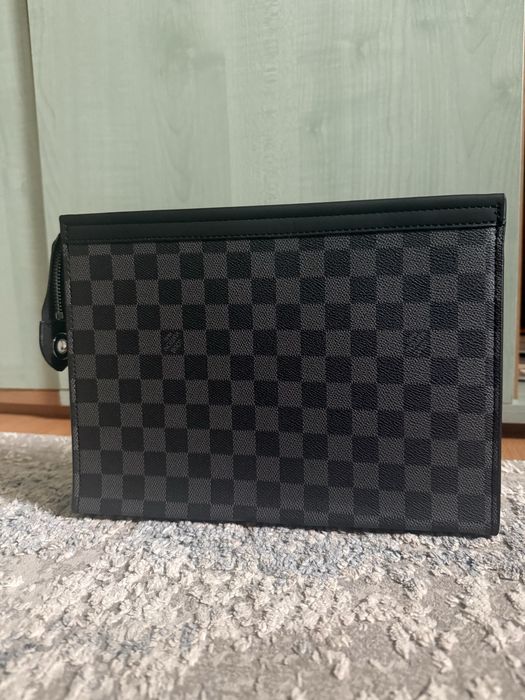Louis vitton чанта clutch