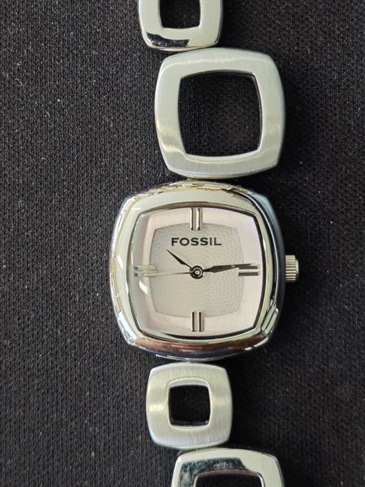 Дамски Fossil 5 атмосфери.