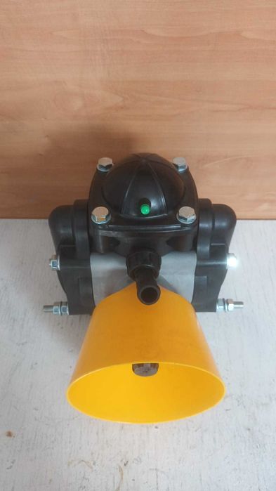 Pompa erbicidator atomizor