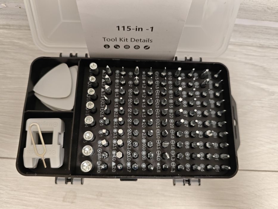 Set profesional de surubelnite de precizie