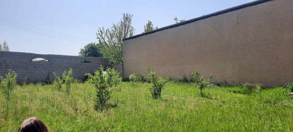 Янги курилган уй сотилади.