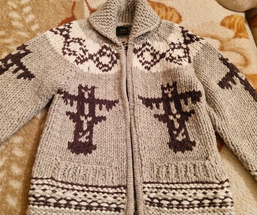 Вязаная кофта для детей