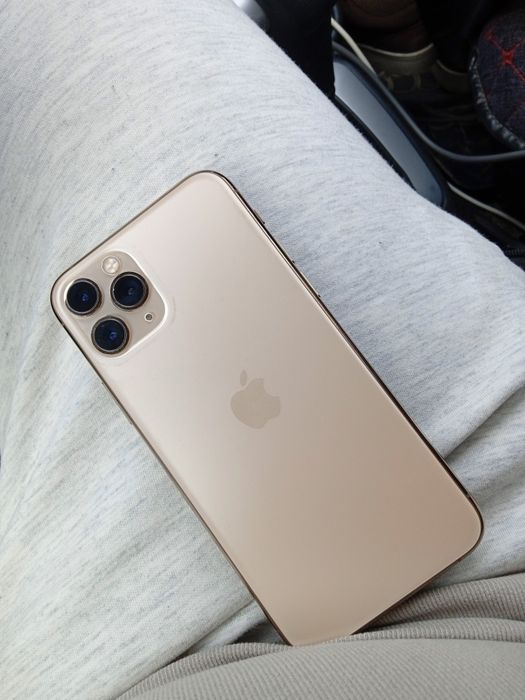 iPhone 11 pro продам