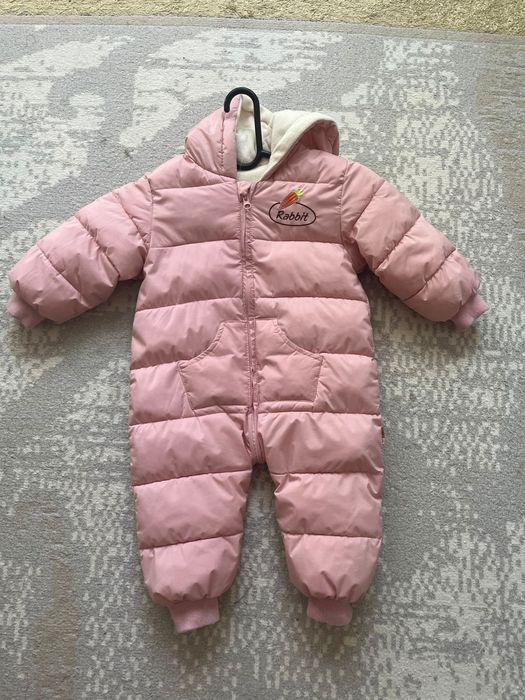 Комбинезондар мен әткеншек