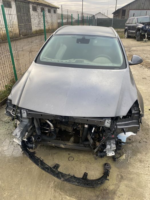 Dezmembrez opel insignia 2.0 diesel