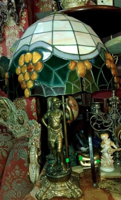 Настолна лампа - TIFANI