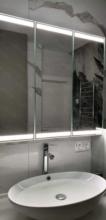 Зеркальный шкаф Amador