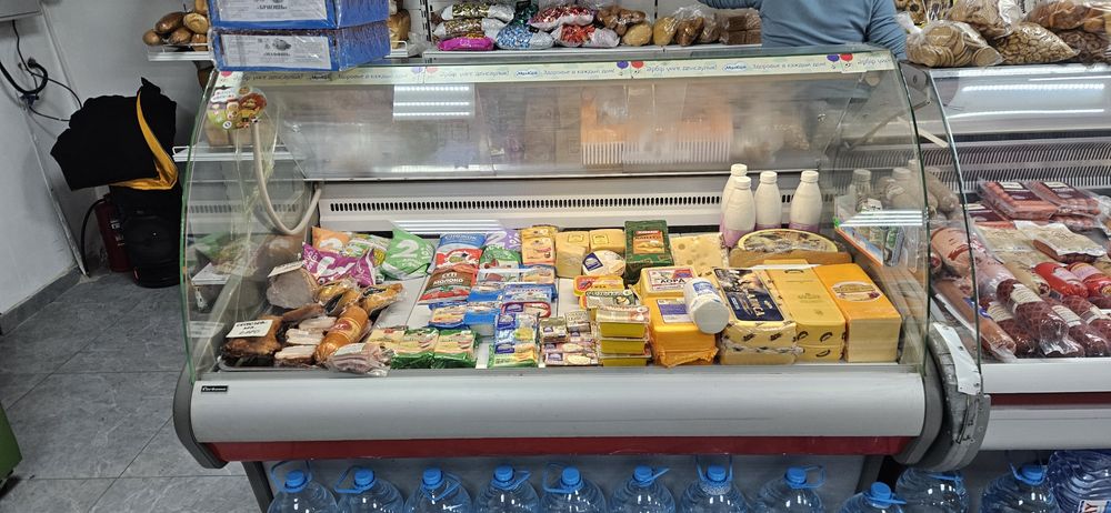 Продам холодильные витрины