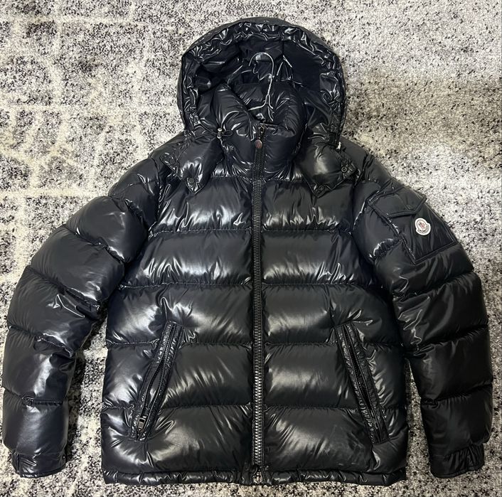 Geaca Moncler marimea 2