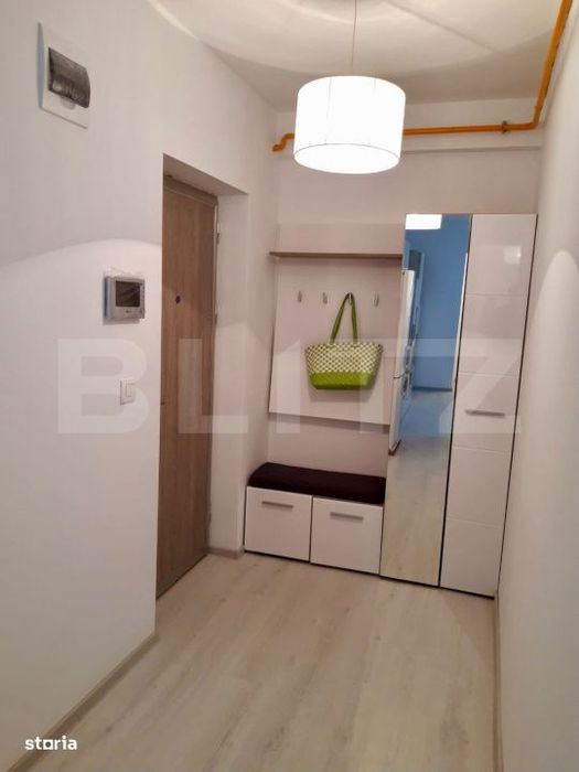 Apartament cu 2 camere, etaj 1, centrala si aer, zona Centrala