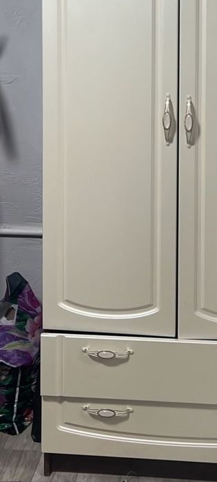 Продам отличного качества шкаф