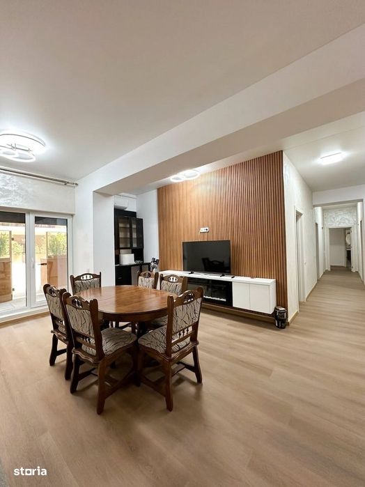 Apartament in Pipera la parter cu 4 camere, curte privată de 30 mp și — fotografia 3