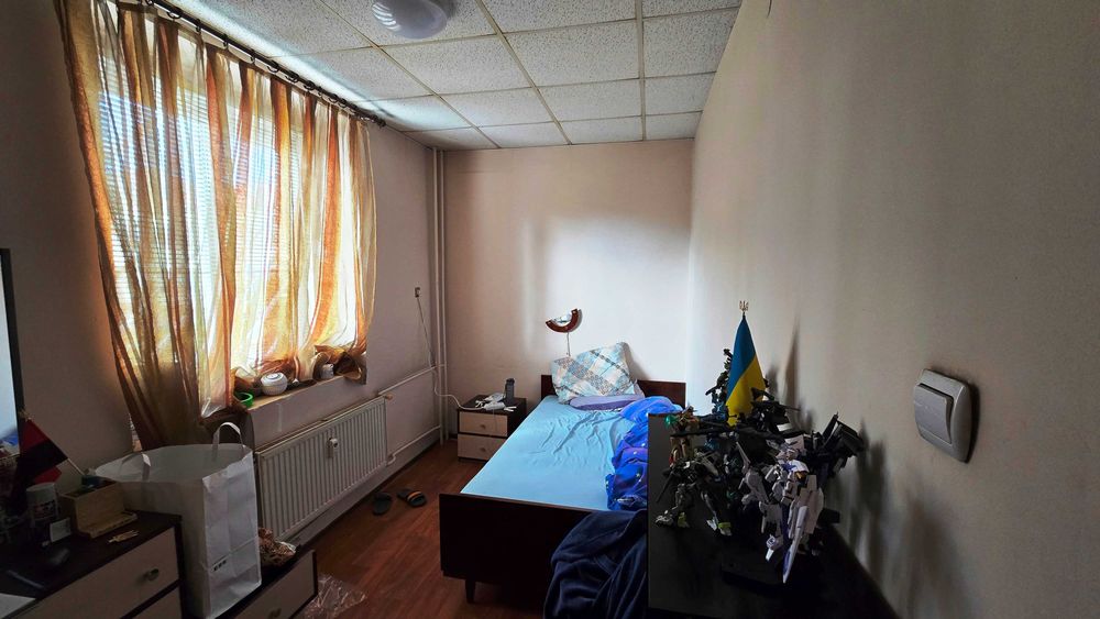 Продава се Тристаен апартамент в Перник, Център - 74 кв.м за 1109 €/кв.м - Снимка #4