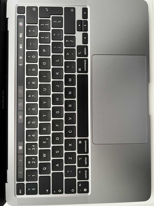 MacBook Pro 13” M2 • 24GB RAM • 1TB SSD • 2022 • Stare foarte bună