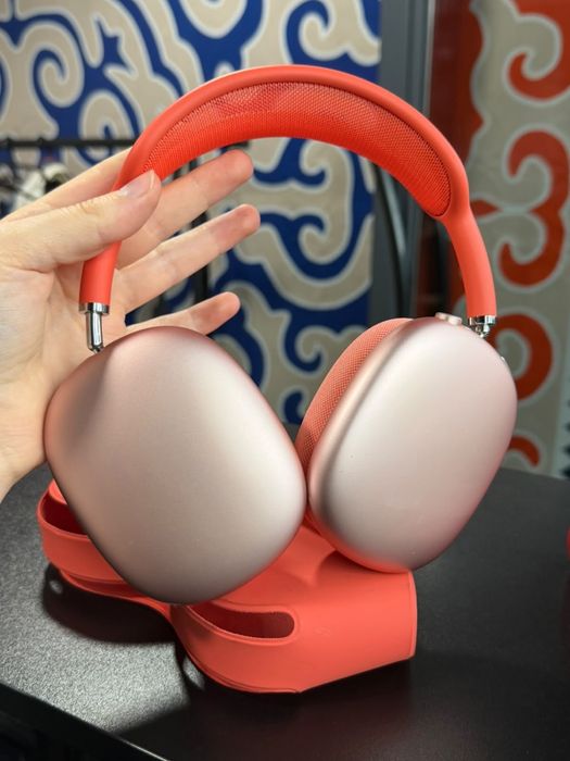 AirPods Max в идеальном состоянии