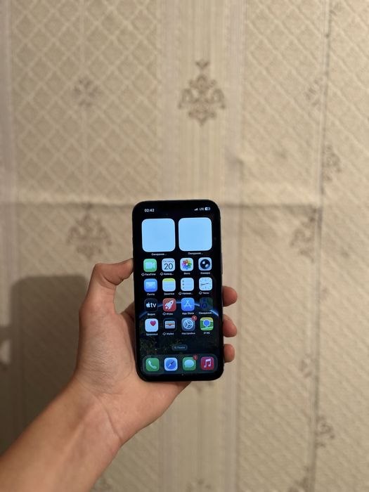 Продам срочно iPhone 13 128GB АКБ 100%