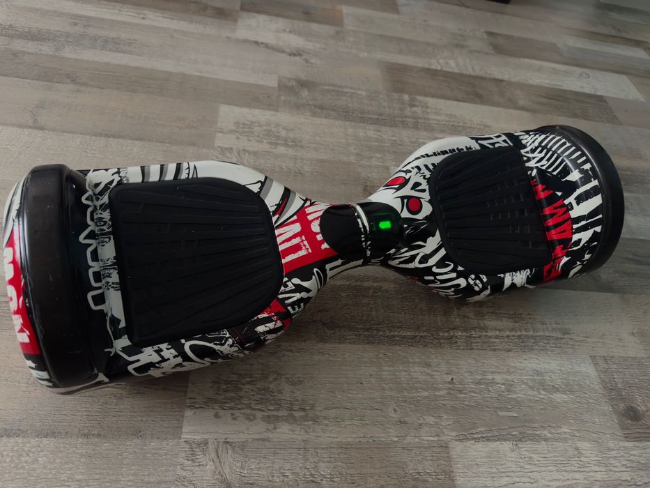 2 Hoverboard-uri graffiti – baterii noi + Bluetooth”
