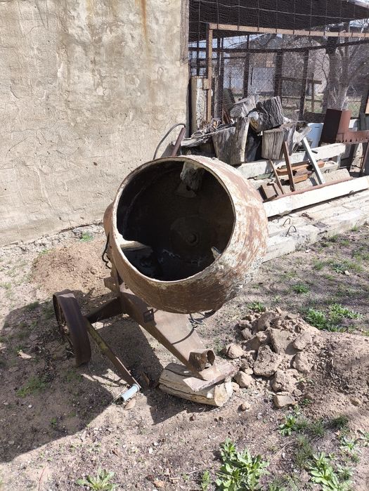 Бетономешалка б/у