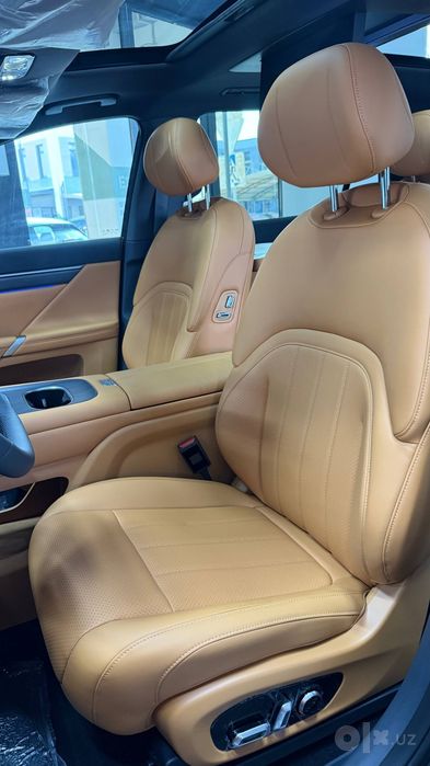 Dongfeng EP 008 ,6 местный электромобиль