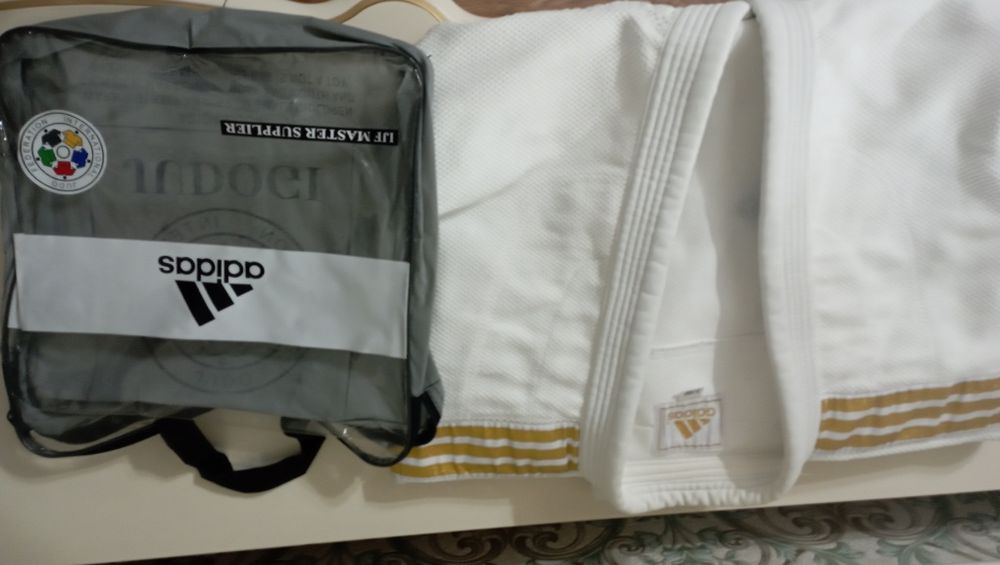 Кимано золотой Adidas
