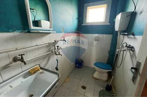 Продава се Тристаен апартамент в Шумен, Пазара - 78 кв.м за 1144 €/кв.м - Снимка #12