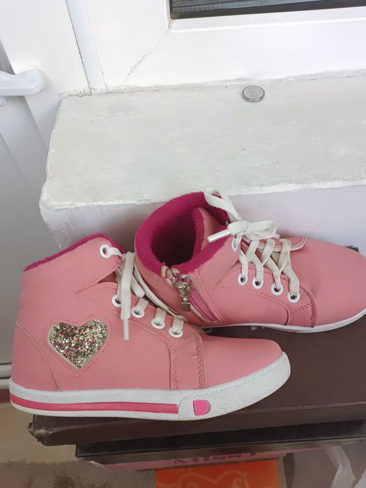 Обуви для девочки