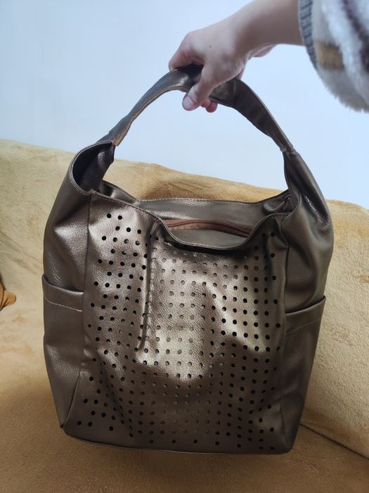 Даамска чантаа..