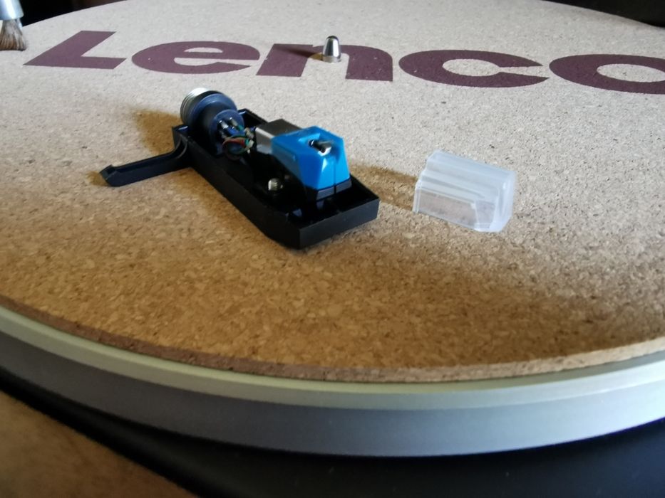 Lenco L80  manual