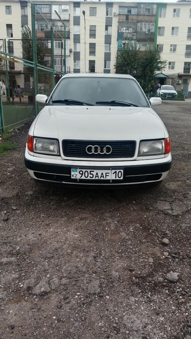 Продам машину  Ауди с 4