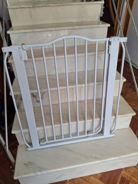 Vând protectie scară
