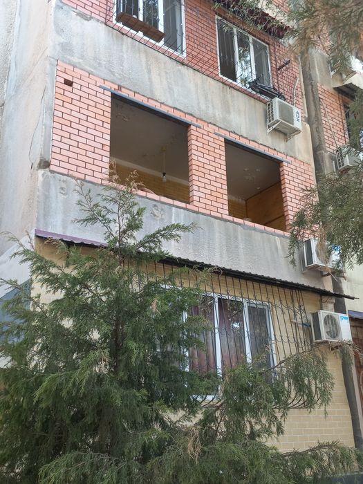 Kladka balkon podkluch